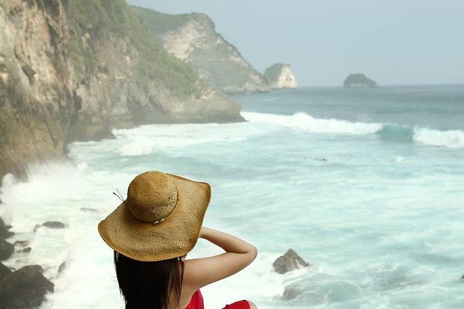 Best Bali Beaches - Uluwatu Temple - FREE Wi-Fi - What Real Travelers Say