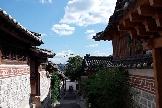 Best Walking Tour to Gyeongbok Palace n Bukchon with Expert - Authentic Experiences and Highlights