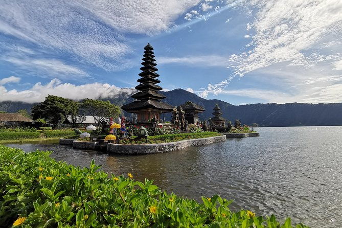 Bratan Temple, Banyumala Twin Waterfall, Jatiluwih Rice terrace and Tanah Lot - Practical Details & What to Expect