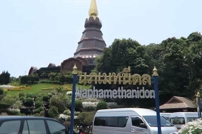 CHIANG MAI: Doi Inthanon-Trekking Pha Dok Seaw-Waterfall-Lunch - Final Stops and Return