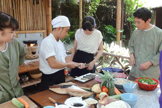 Cooking Class , Local Market , Basket Boat And CRABS FISHING - Practical Details