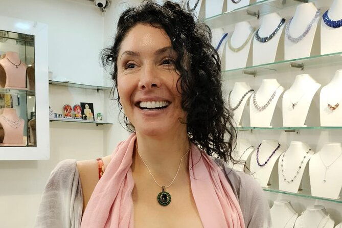 Customized Half Day or Full Day Delhi Shopping Tour with Female Consultant - Why This Tour Is Worth It