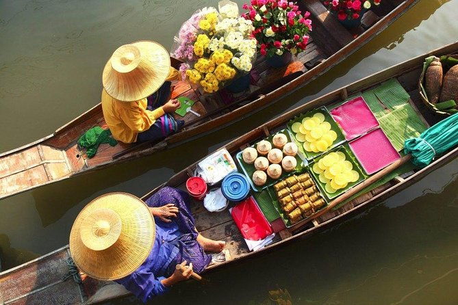 Damnern Saduak Floating Market, Grand Palace and Wat Phra Keo Tour from Bangkok - Wat Phra Kaeo – Home of the Emerald Buddha