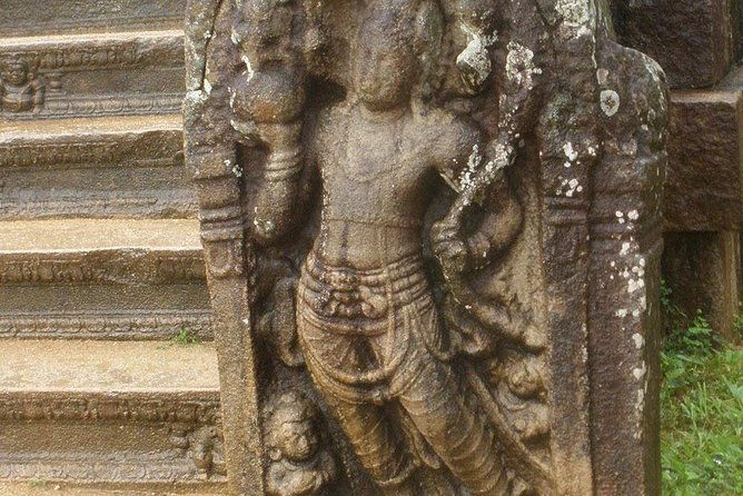Day Tour Anuradhapura from Kandy by Lux Tours Lanka - Guides and Service: What Sets It Apart