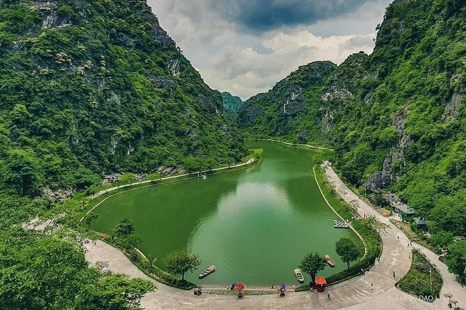 Day Trip from Hanoi to Ninh Binh Hoa Lu, Trang An, and Mua Cave - FAQ