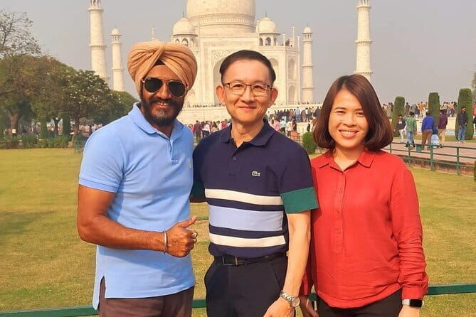 Day Trip to Taj Mahal, Agra Fort and Baby Taj from Delhi by Car - Discovering Mughal Grandeur at Agra Fort