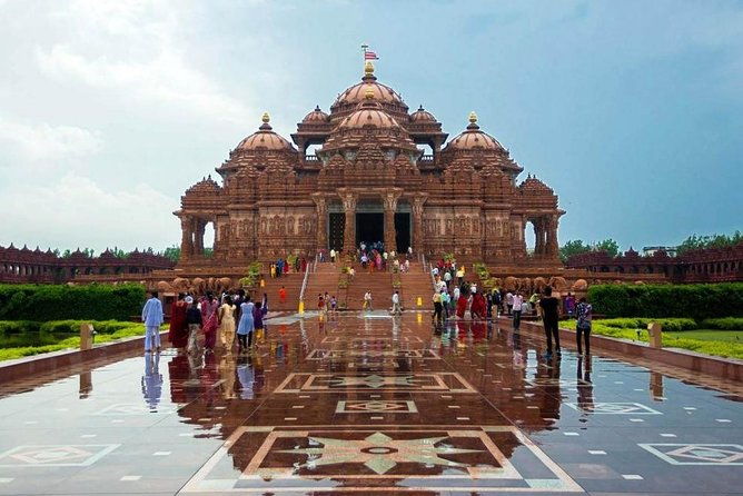 Delhi: Private Half-Day Delhi Temple Tour with Hotel Transfers - The Value of This Tour