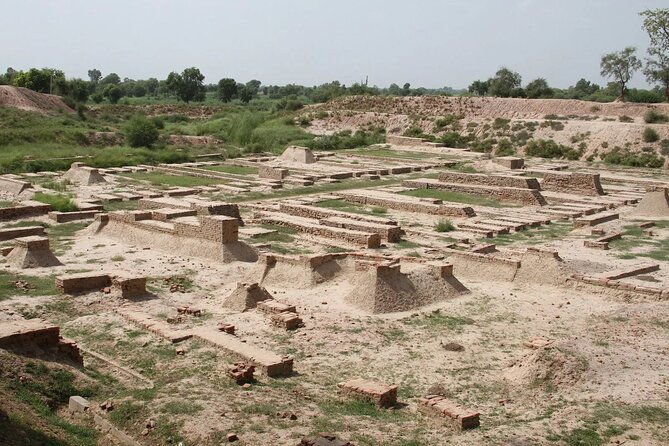Derawar Fort, Cholistan Desert, Uch, Multan & Harrapa 6 Days FB - FAQ