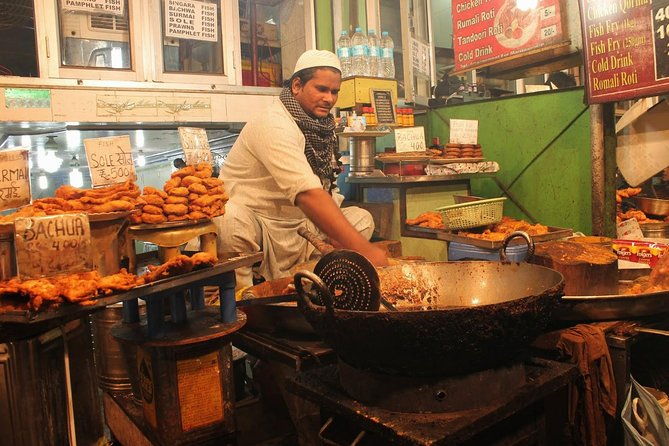 Discover Old Delhi: 4-Hour Evening Walking Tour includes Guide & Dinner - Authenticity and Real-Life Insights from Reviews