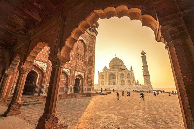Discover Sailing at Iconic Gateway- Mumbai - Why This Tour Offers Value