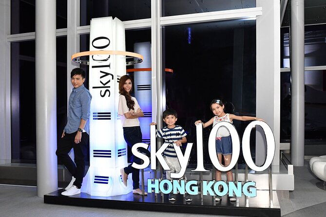[Entry After 6pm] sky100 Min. 2pax Ticket (F-II_2P) - Souvenirs and Gift Shop