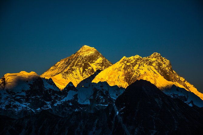 Everest Base Camp Trekking-14 nights/15 Days - The Final Approach: Gorak Shep and Everest Base Camp