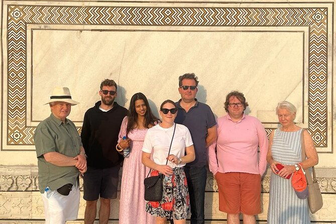 Ex-Agra: Highlights of Agra - Private Guided Tour by Car - FAQs