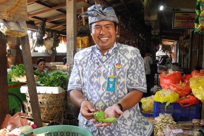 Farmer market, waterfalls, holy spring - All Inclusive - Authentic Experiences and Unique Highlights