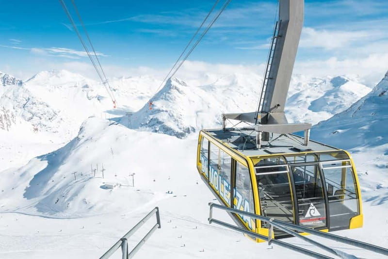 From Como, Alpine Wonders: Lunch at Diavolezza and Bernina - What Makes This Tour Stand Out?