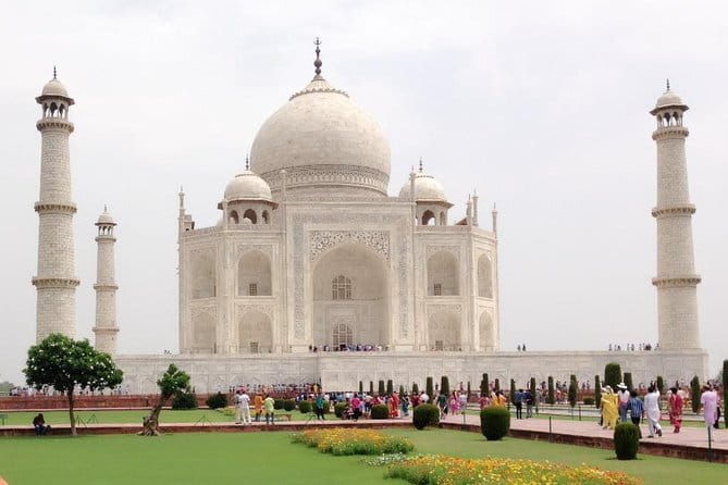 From Delhi : All Inclusive Taj Mahal Tour by Gatimaan Express - FAQ