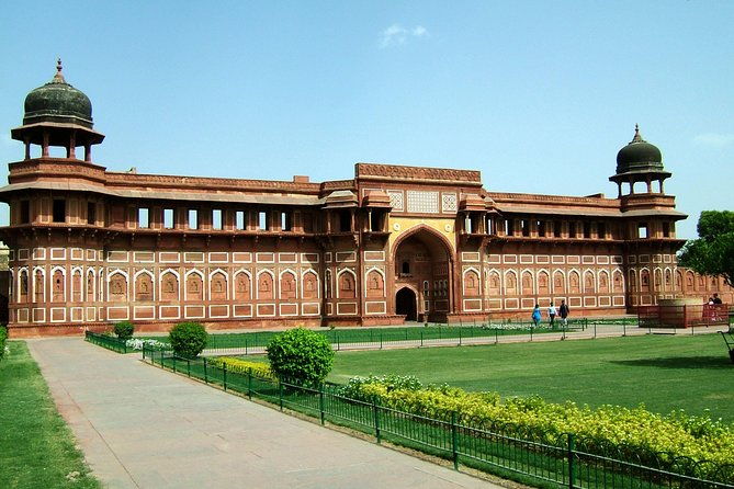 From Delhi : Delhi private Day Tour - The Experience: Flow and Pacing