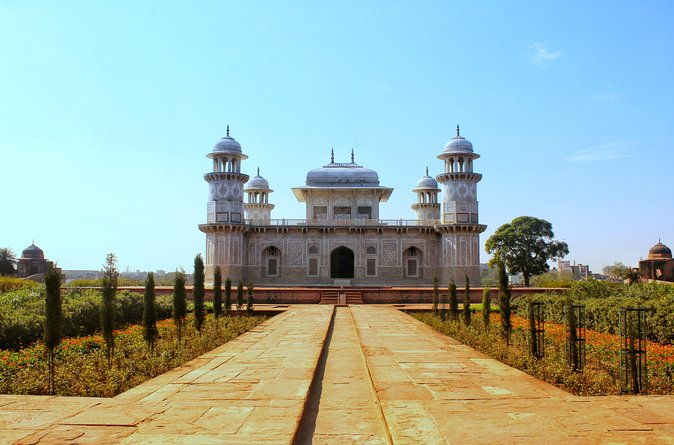 From Delhi Taj Mahal and Agra Fort Private Tour By India's fastest Train - Frequently Asked Questions