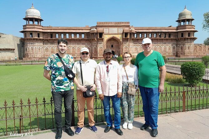 Full Day Private Taj Mahal Tour by Superfast Train from Delhi - The Experience from the Reviews