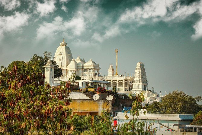 Full Day Sightseeing Tour of Hyderabad - Analyzing the Value