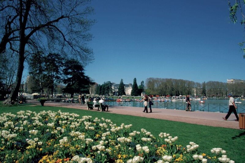 Geneva: Annecy, the Venice of the Alps and Geneva City Tour - Final Thoughts: Who Will Appreciate This Tour?