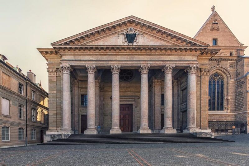 Geneva Highlights Old Town Private Walking Tour - What to Expect From the Experience