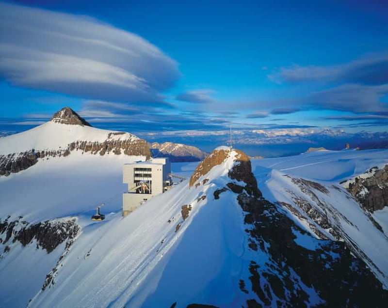 Glacier 3000 - High Level Experience and Montreux - Walking Through Lakesides and the Alps