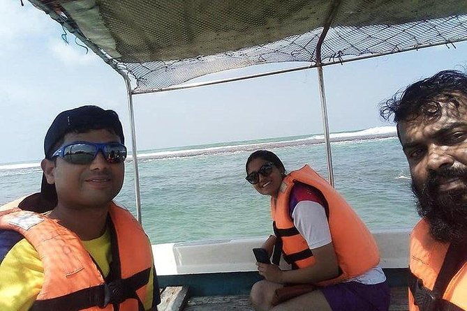 Glass Bottom Boat Tour and Snorkeling Hikkaduwa - What Makes This Tour Stand Out