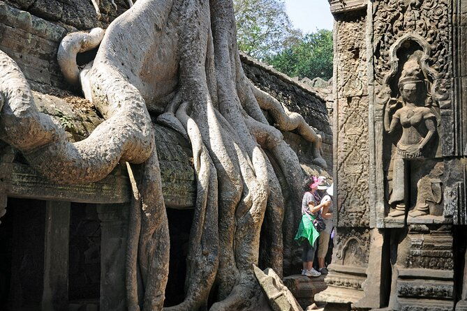 Guided Private A/C Vehicle Tour to Angkor Wat and Small Circle with Two Extras - Authenticity and Review Insights