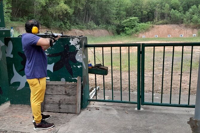 Half-Day Cu Chi Tunnels Guided Exclusive Experience with Pick Up - Learning About War Through Demonstrations and Food