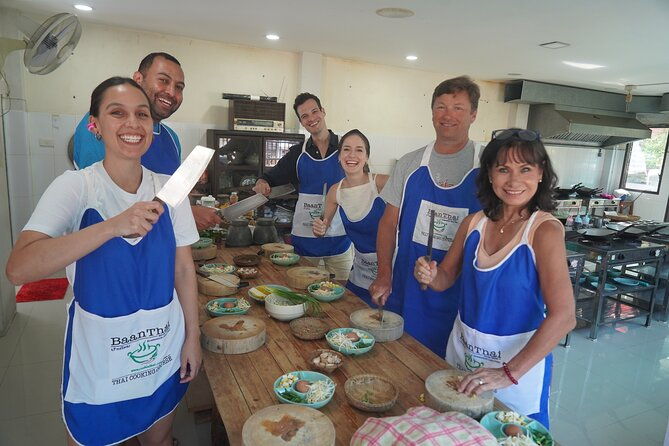 Half Day Guided Thai Cooking Class in Chiang Mai - Who Should Consider This Cooking Class?