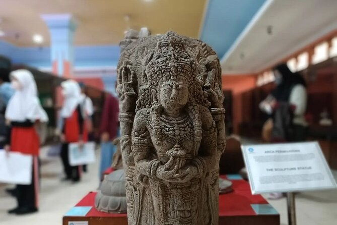 Half-Day Private Majapahit Historical Tour from Surabaya - Price and Value