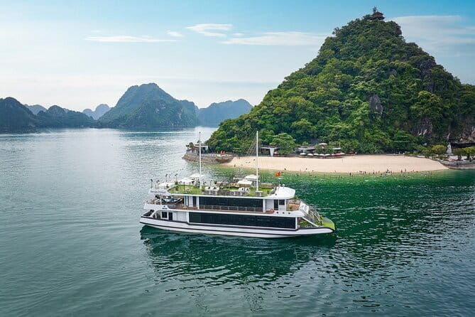 Halong Bay 5-Star Day Cruise, Buffet Lunch, Cave, Kayak, Transfer - How to Make the Most of Your Day