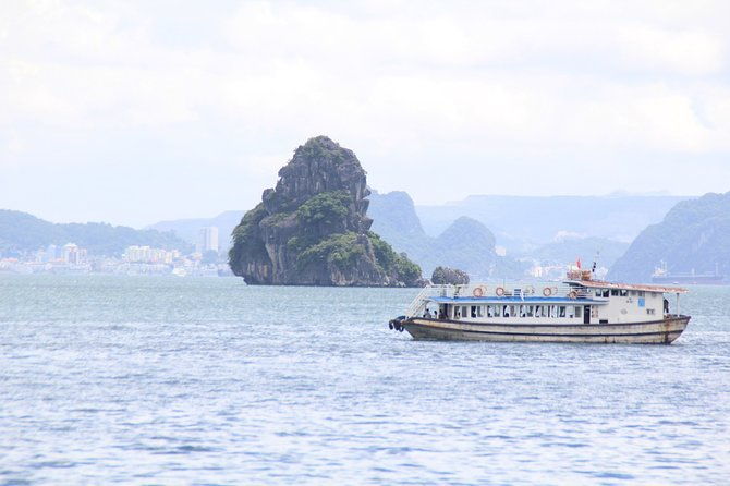 Halong bay Full Day Cruise trip: kayaking, surprise cave, titop island, lunch - Final Thoughts