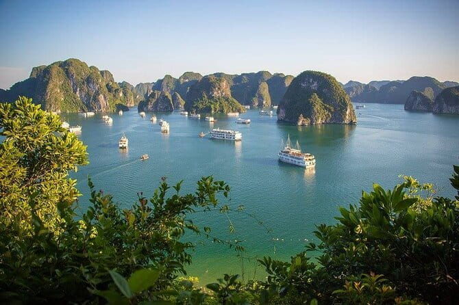Halong Bay Full Day with All-Inclusive - The Itinerary in Detail