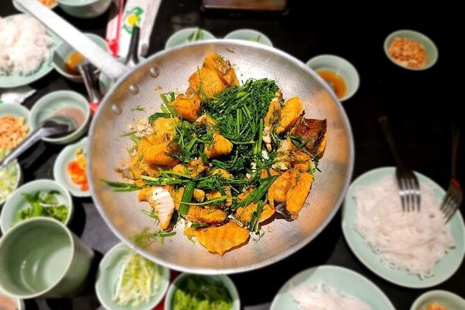 Hanoi: 7 Tasting Street Food Walking Tour and Train Street - Who Will Enjoy This Tour?