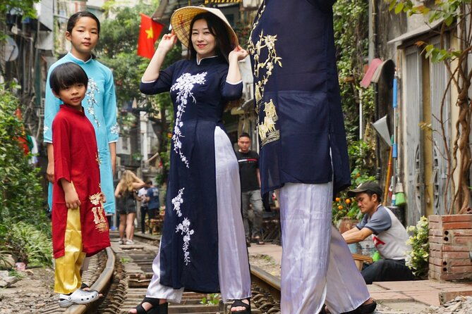 Hanoi Walking Street Food Tour with Train-Street Visit - FAQ