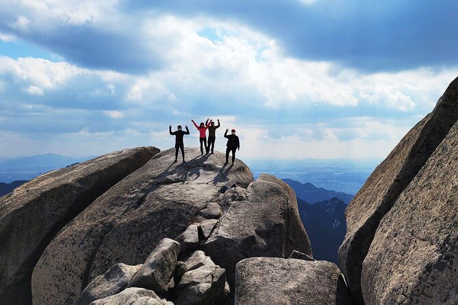 Hiking Adventure Bukhansan Highest Peak & Old Buddhist temples visit (Lunch inc) - FAQs