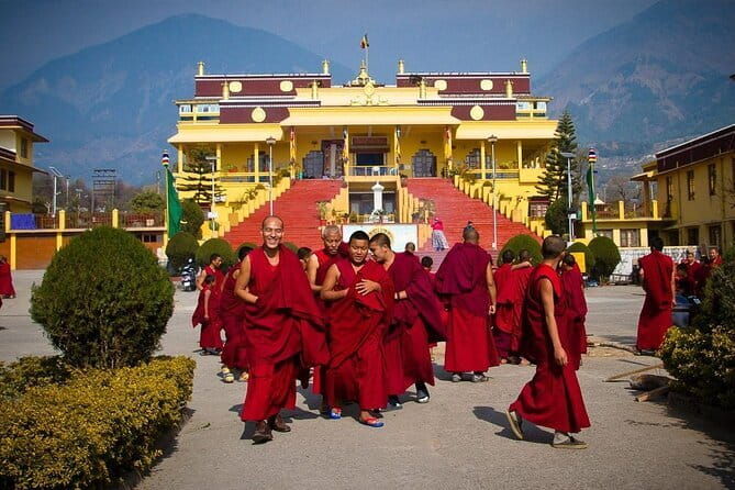Historical Tour including Unesco Kangra fort & Rock cut temple from Dharamshala - Value for Money