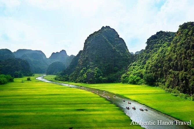 Hoa Lu Tam Coc Full Day Trip by Limousine Transfer Deluxe Group - The Highlight: Tam Coc Boat Ride