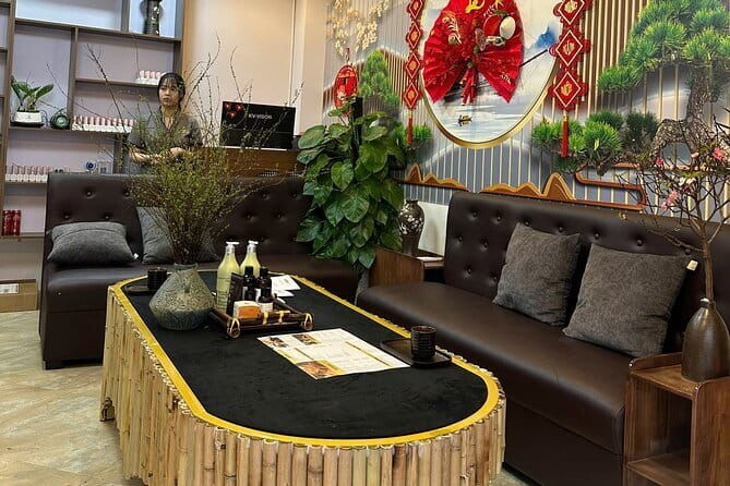 Hoang Spa Nourishing Shampoo & Head Shoulders Face Massage - What Makes This Spa Stand Out?
