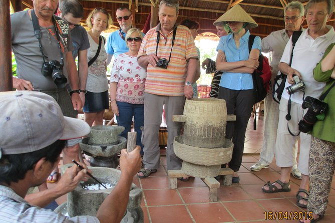 Hoi An countryside biking - Basket Boat - Vegetable village - Local home Cooking - Authentic Experiences and Cultural Insights