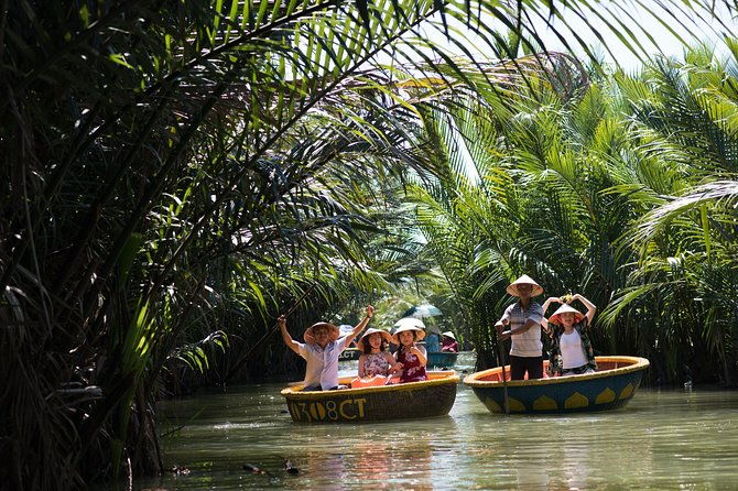 Hoi An/Da Nang: Vegetarian Cooking Class & Basket Boat Ride - Lunch and Return