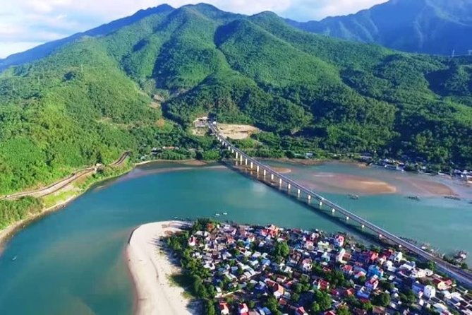 Hoi An To Hue Private Car With English Speaking Driver - Real Traveler Insights: What Do the Reviews Say?