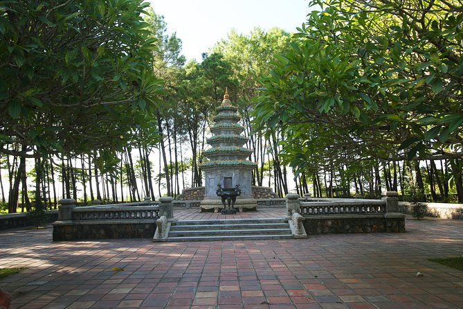 Hue City Tour 3 Tomb & Citadel Sightseeing Perfume River By Dragon Boat - Who is this tour best suited for?