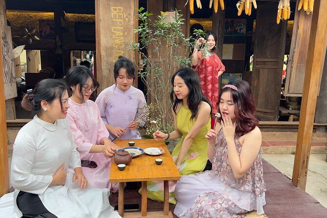 Instagram Tour Duong Lam Ancient Village with Train Street Visit - Who Will Love This Tour?