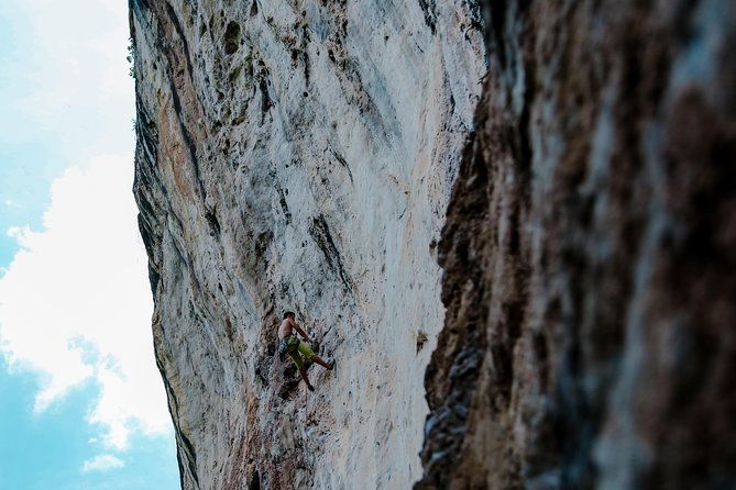 Intermediate-Advanced Half Day Private Rock Climbing Trip at Railay Beach - The Climbing Experience: What to Expect