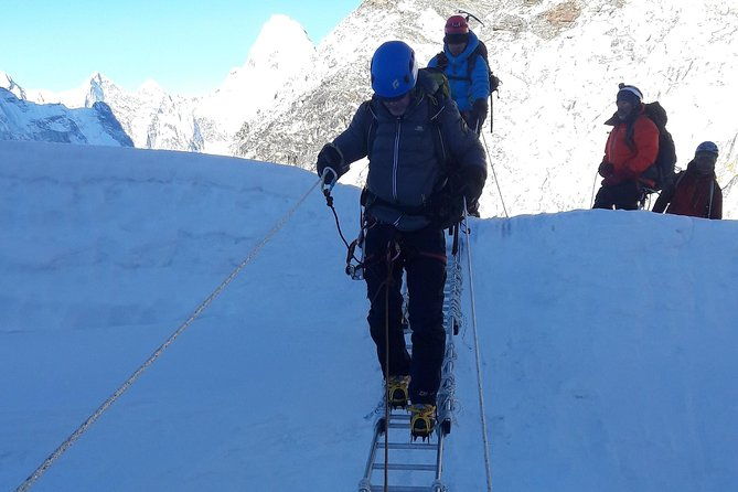 Island Peak Climbing - 20 Days - The Challenge and Fitness Expectations