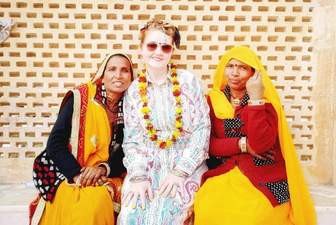 Jaipur Sightseeing and Shopping: Guided Tour by Private Car - Who Would Love This Tour?