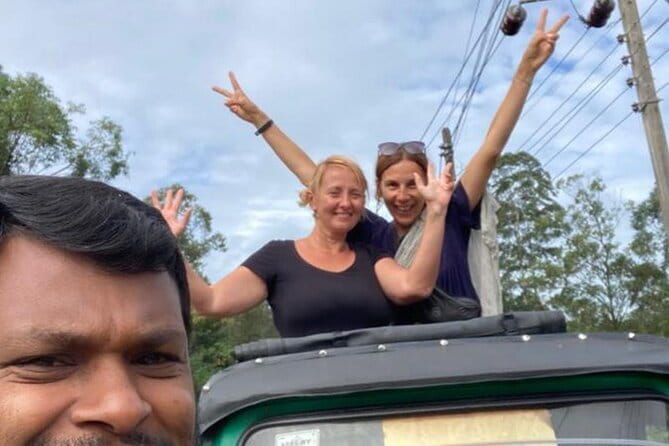Kandy City Tour with Ambuluwawa by Tuk Tuk - Why This Tour Works Well